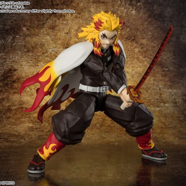 PREORDINE - Demon Slayer S.H. Figuarts Kyojuro Rengoku Action Figure Bandai