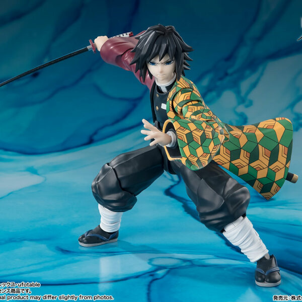 Demon Slayer S.H. Figuarts Giyu Tomioka Action Figure Bandai 15cm