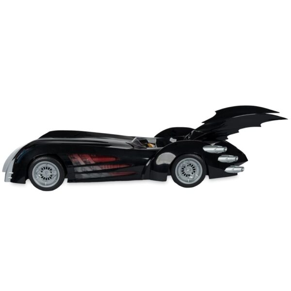 PREORDINE - DC Multiverse Mcfarlane Toys Batman & Robin Batmobile Action Figure - immagine 4